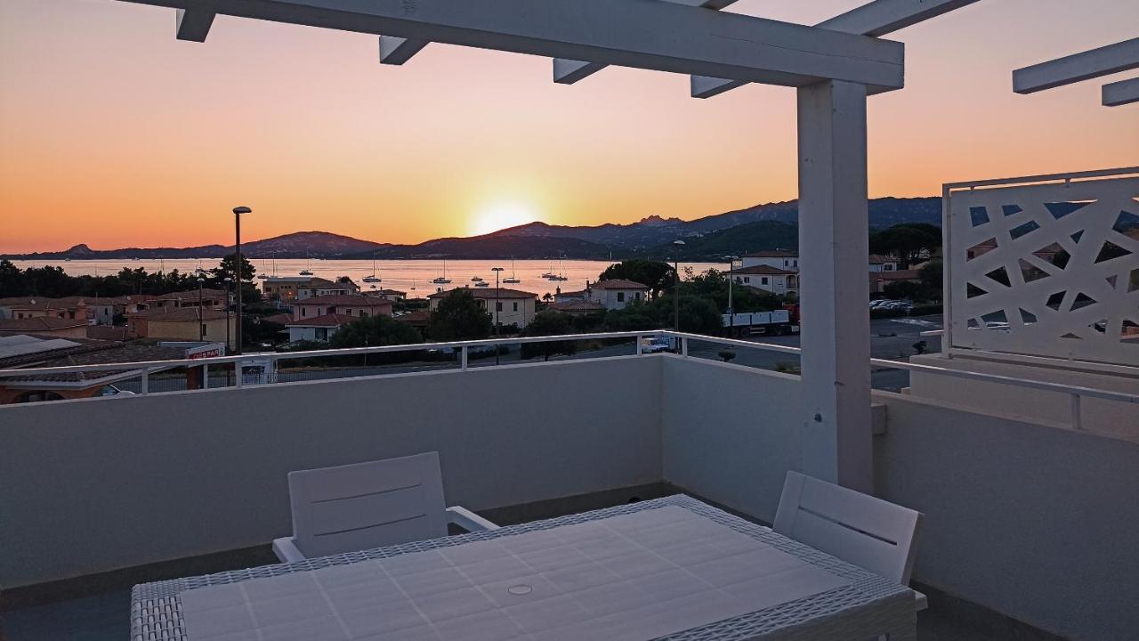Welcomely - White Terrace - Condominio Acqualife كانّيجوني المظهر الخارجي الصورة
